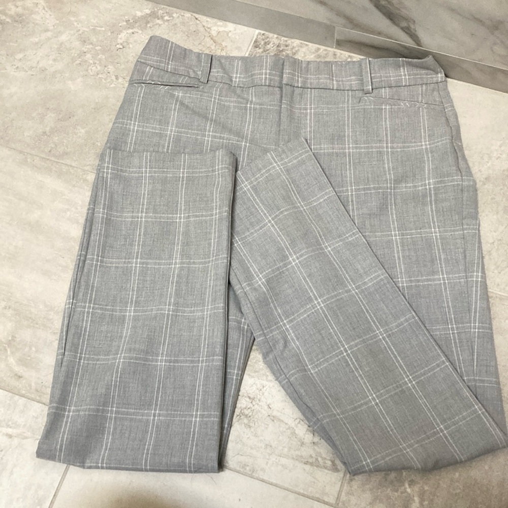 Like new Calvin Klein business casual Dress Pants with Tailored Fit